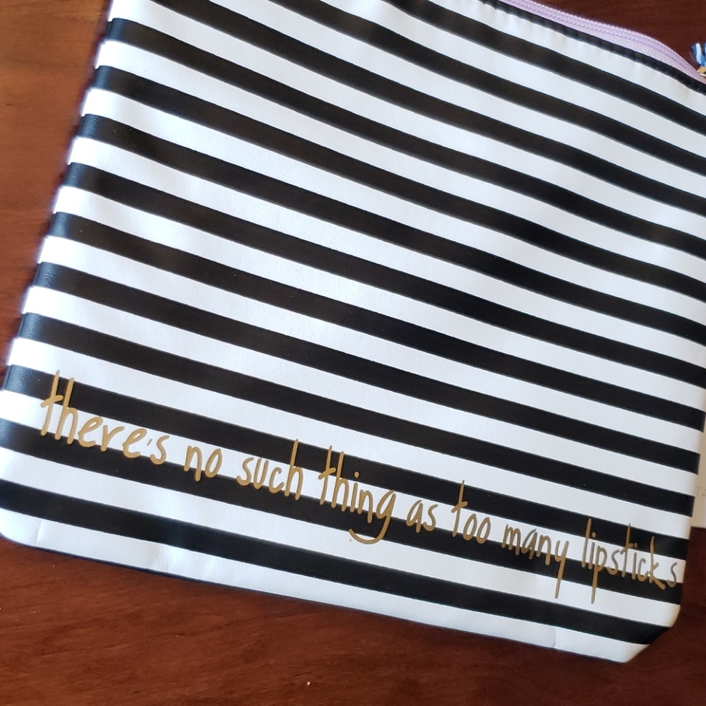 Makeup Pouch - Picture 3 of 6